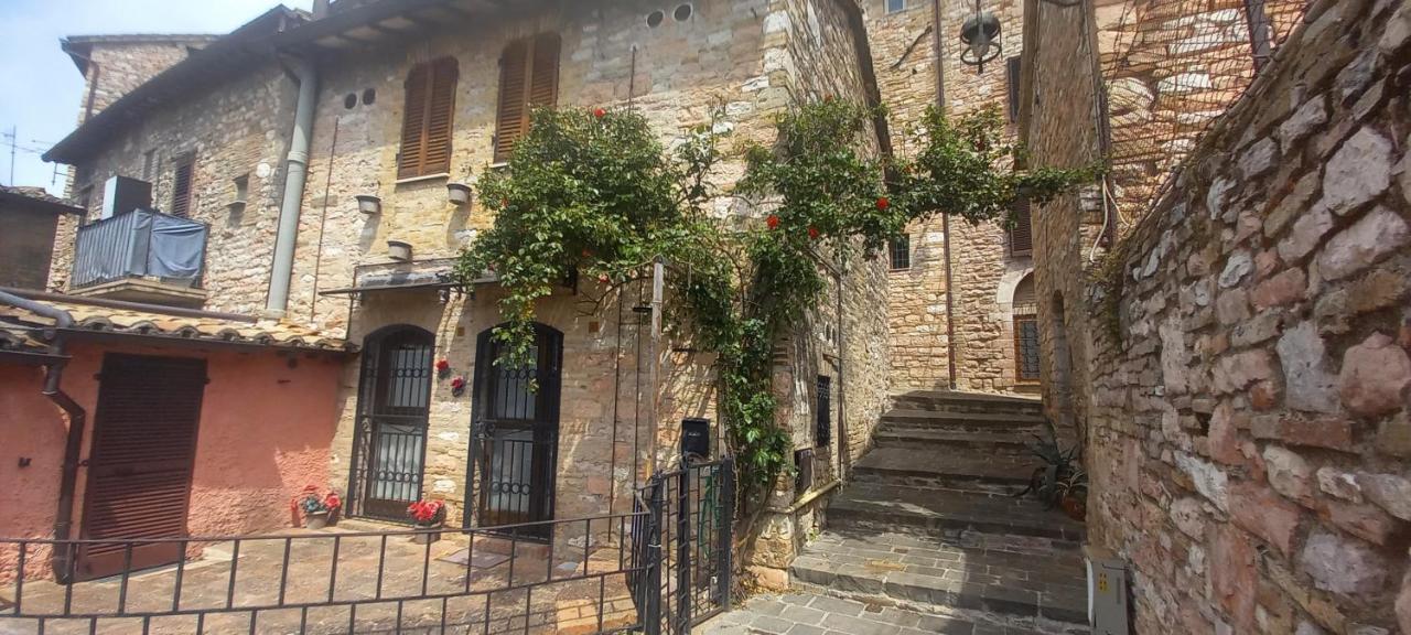 Casetta Delle Rose Assisi Bagian luar foto