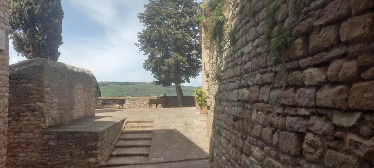 Casetta Delle Rose Assisi Bagian luar foto
